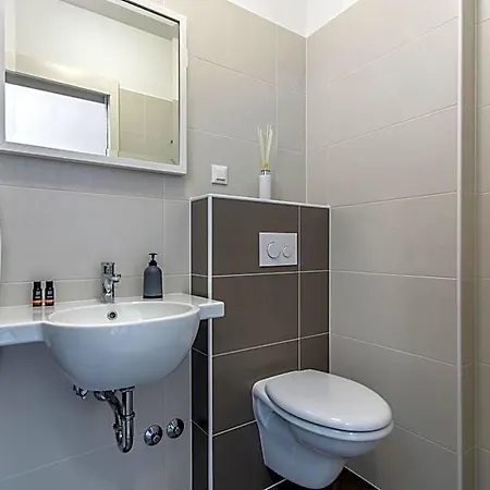 Hotel Gloria 2 3*