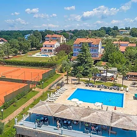 Gloria 2 Hotel 3*